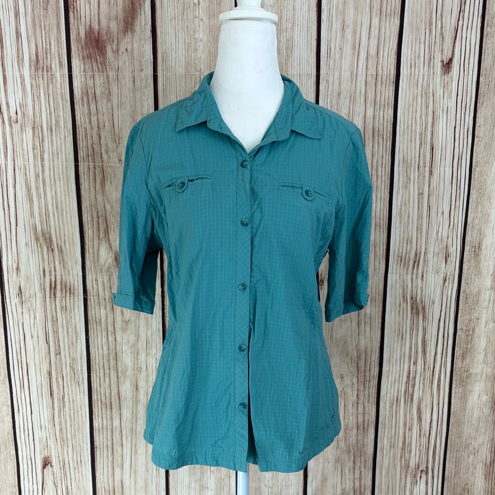 REI Teal Blue Button-Down Women's Nylon Short Sleeve Shirt with Button Accents
